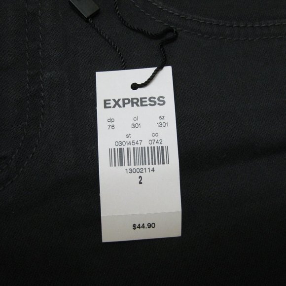NWT Express black denim frayed hem shorts 2 - Picture 8 of 8